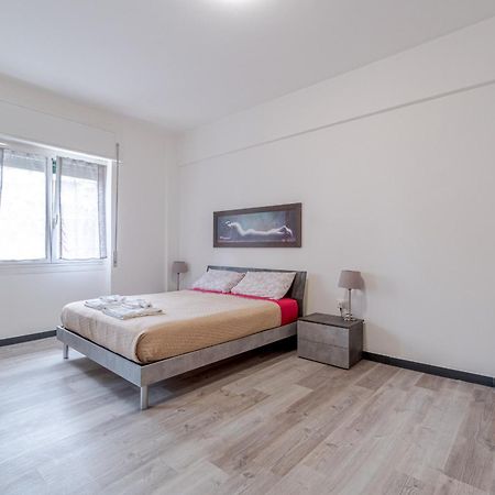 Monik House: Central House With Parking Apartment Genoa Luaran gambar