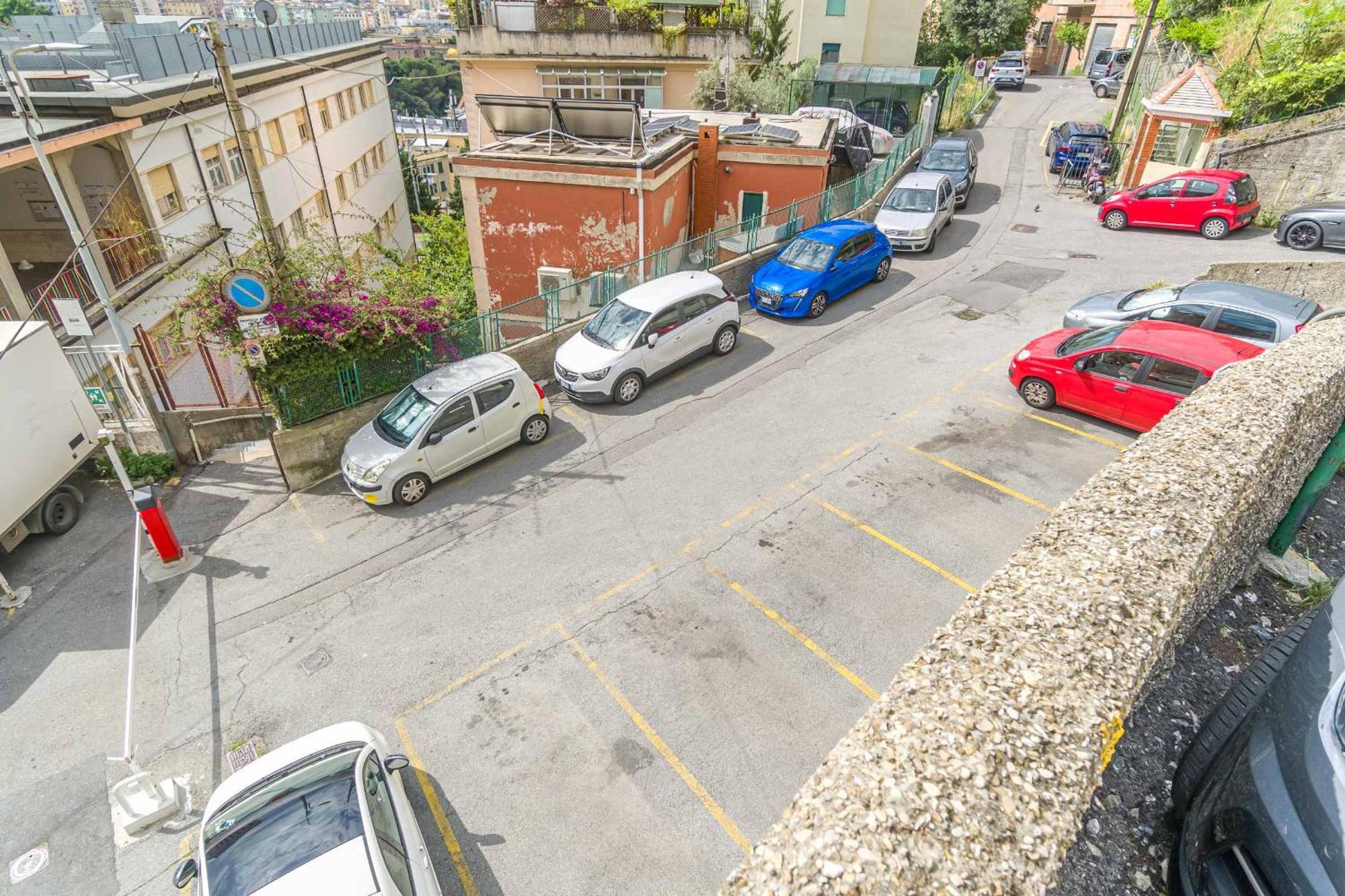 Monik House: Central House With Parking Apartment Genoa Luaran gambar
